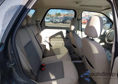 2008 Ford Escape Xlt from USA, damaged, VIN 1FMCU93198KC92057